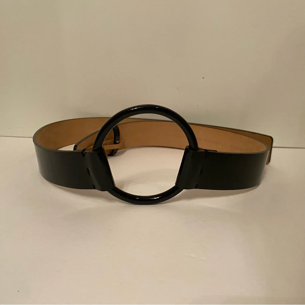 W BY WORTH BELT BLACK PATENT LEATHER ITALY LARGE O RING CENTER SIZE M